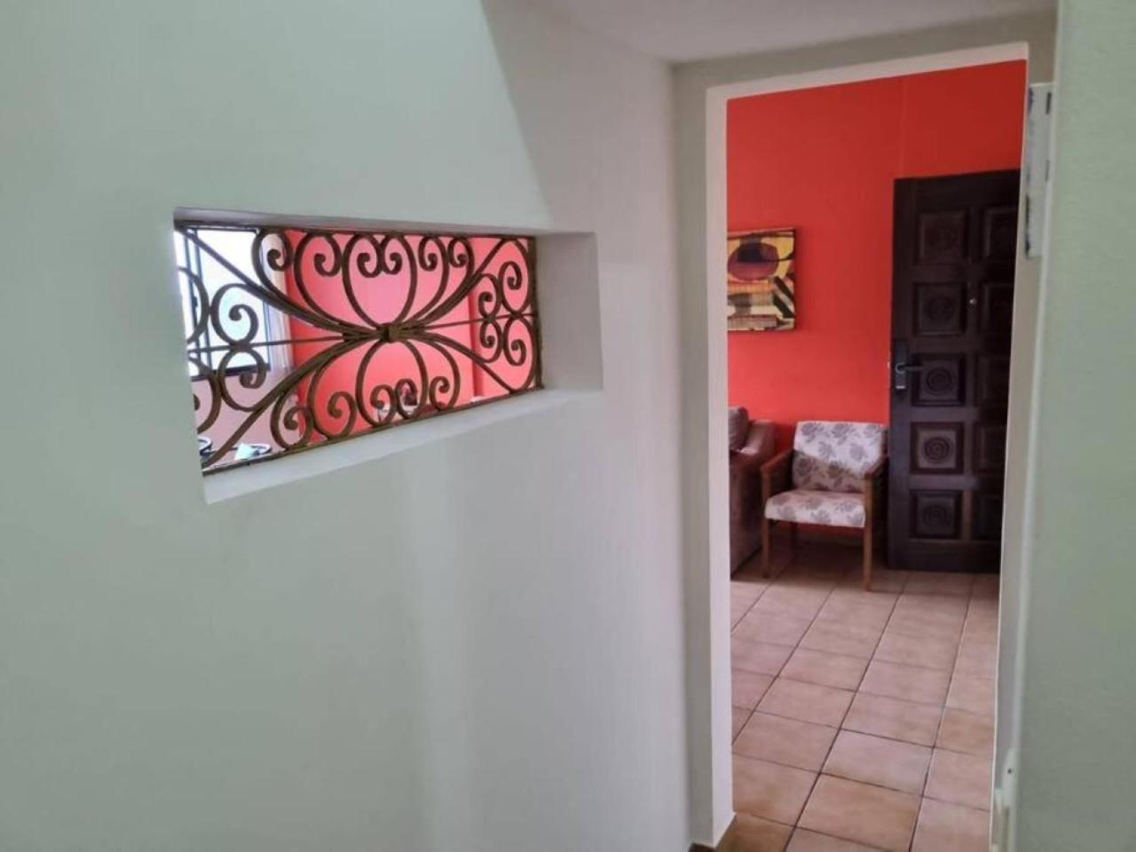 Apartamento Farol Da Barra, Espacoso, Vistamar, Por Do Sol Salvador
