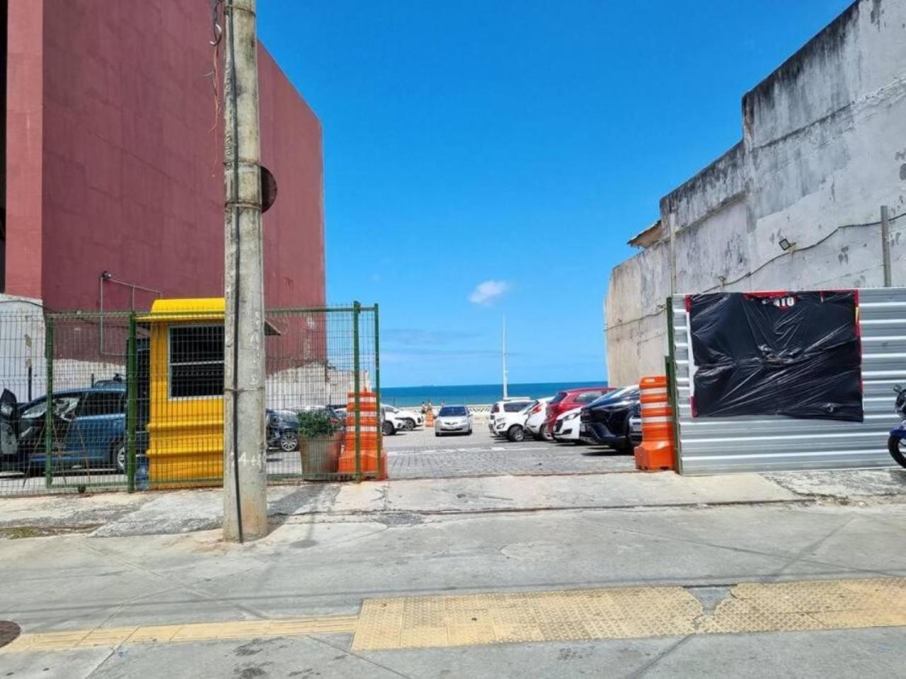 Apartamento Farol Da Barra, Espacoso, Vistamar, Por Do Sol Salvador